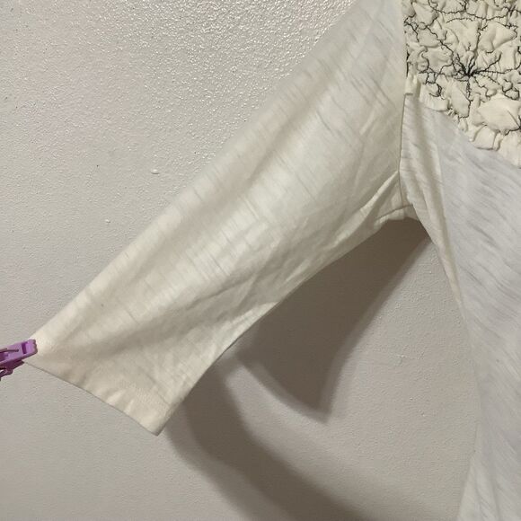 Anthropologie Cream Bohemian Hippie Boho Chic Minimalist Wrap Embroidery Top XS - Picture 3 of 10